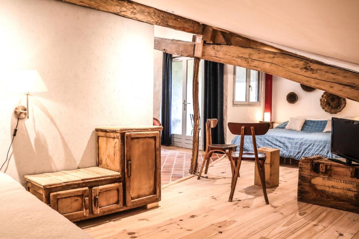 Le Moulin De Chamambard Hotel Saint-Denis-les-Bourg ภายนอก รูปภาพ